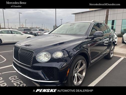 2025 Bentley Bentayga V8