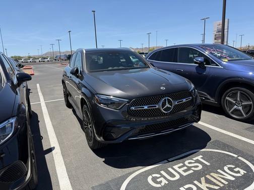 Graphite Grey Metallic 2026 Mercedes-Benz GLC 300