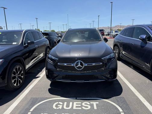 Graphite Grey Metallic 2026 Mercedes-Benz GLC 300