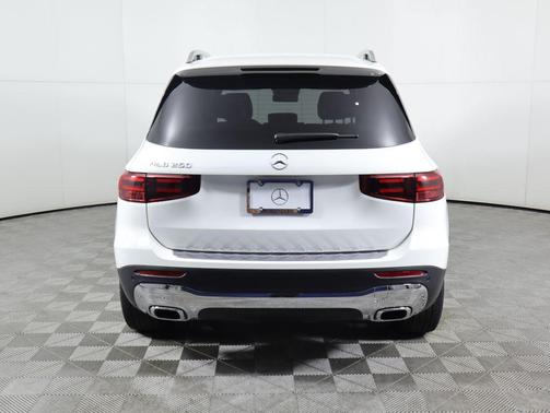 2025 Mercedes-Benz GLB 250 Base