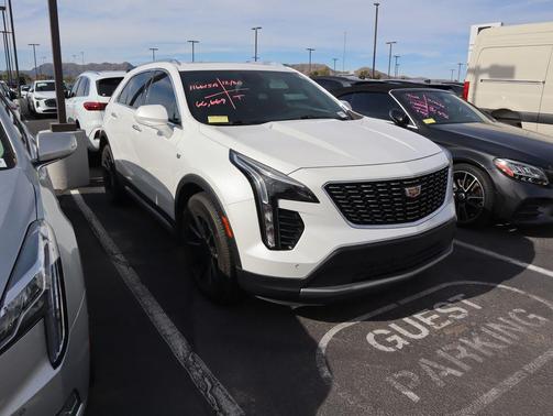 2020 Cadillac XT4 Premium Luxury