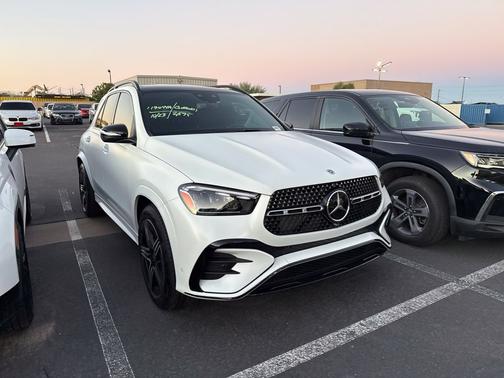 MANUFAKTUR Moonlight White Magno 2026 Mercedes-Benz GLE 450