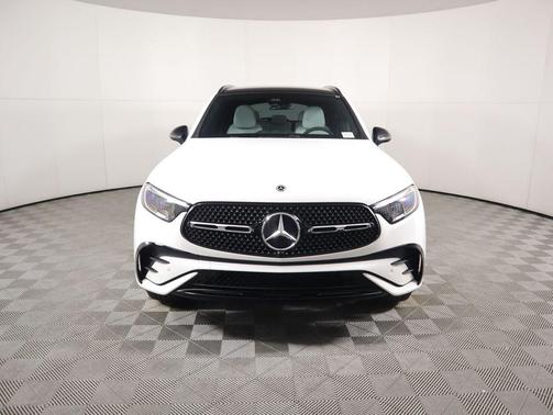 2026 Mercedes-Benz GLC 300 Base