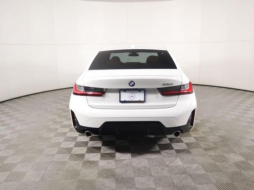 2023 BMW 330 330i