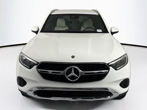 Polar White 2025 Mercedes-Benz GLC 350e Base