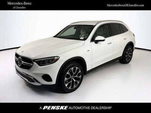 Polar White 2025 Mercedes-Benz GLC 350e Base