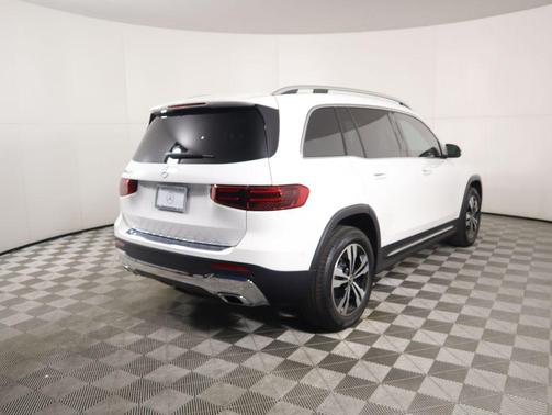 2026 Mercedes-Benz GLB 250 Base