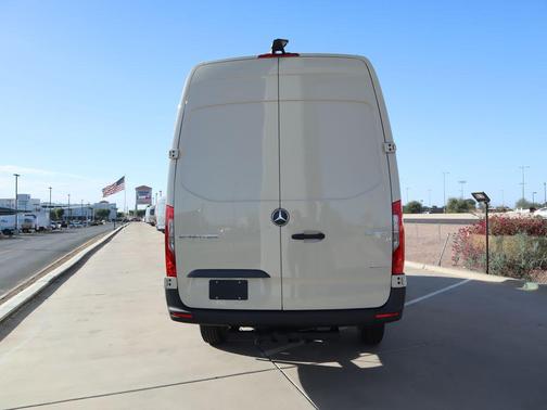 2025 Mercedes-Benz Sprinter 2500 High Roof