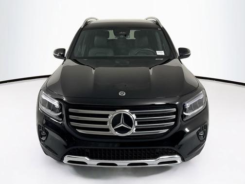 Night Black 2025 Mercedes-Benz GLB 250 4MATIC