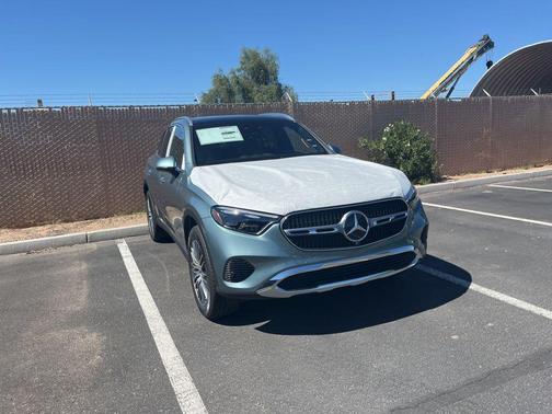2026 Mercedes-Benz GLC 300 Base