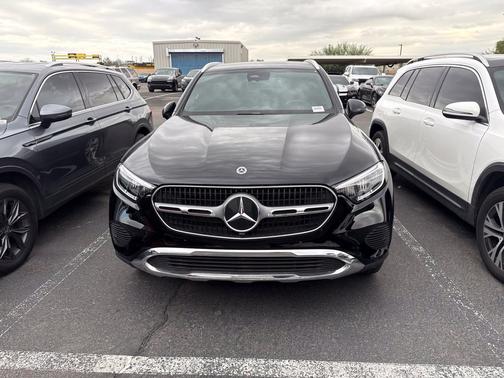 Black 2025 Mercedes-Benz GLC 300 Base