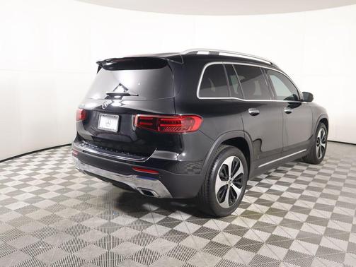 2025 Mercedes-Benz GLB 250 Base