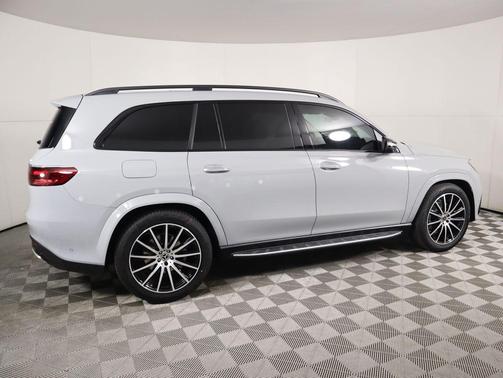 2026 Mercedes-Benz GLS 580 4MATIC