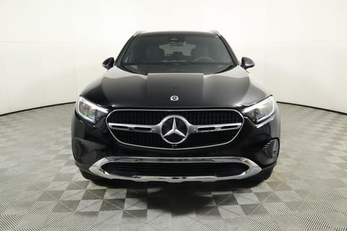 2025 Mercedes-Benz GLC 300 