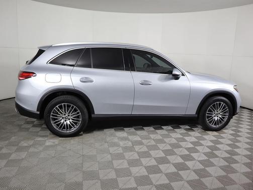 2026 Mercedes-Benz GLC 300 Base