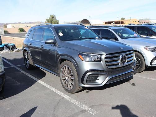 2025 Mercedes-Benz GLS 450 4MATIC