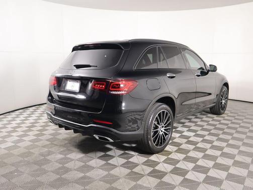 2022 Mercedes-Benz GLC 300 Base