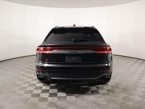 2023 Audi RS Q8 4.0T
