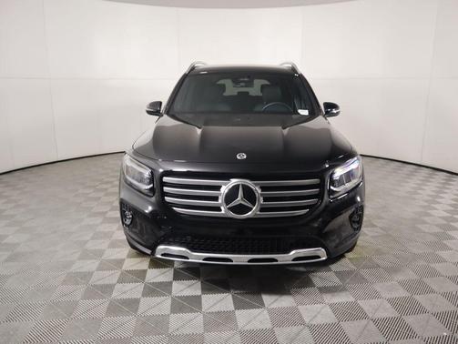 2025 Mercedes-Benz GLB 250 