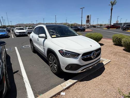 Polar White 2023 Mercedes-Benz GLA 250 Base