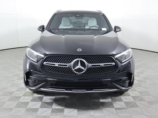 2026 Mercedes-Benz GLC 300 Base