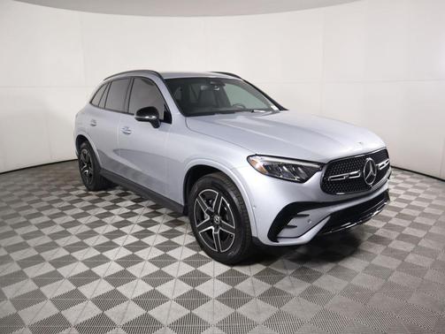 2026 Mercedes-Benz GLC 300 Base