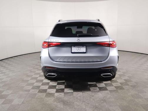 2026 Mercedes-Benz GLC 300 Base