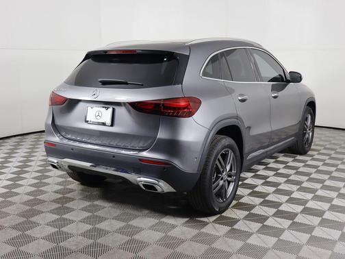 2025 Mercedes-Benz GLA 250 4MATIC