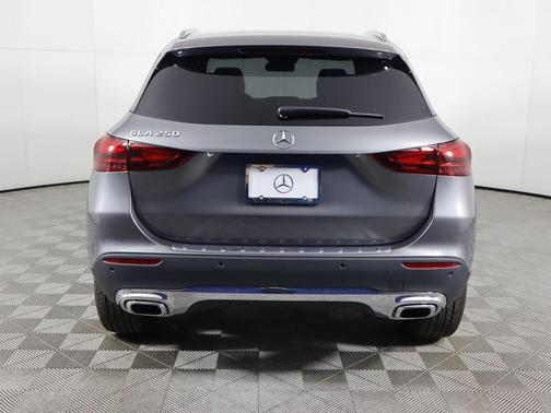 2025 Mercedes-Benz GLA 250 4MATIC