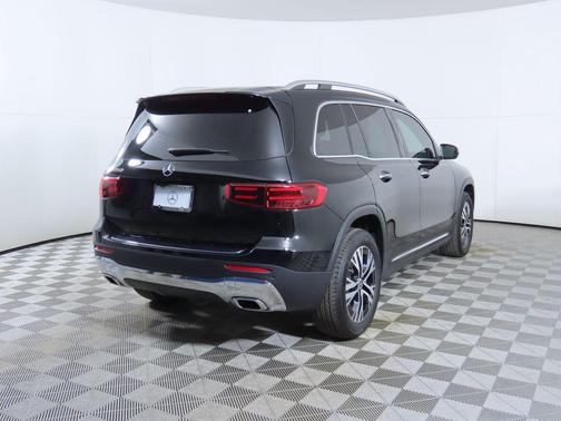 2025 Mercedes-Benz GLB 250 Base