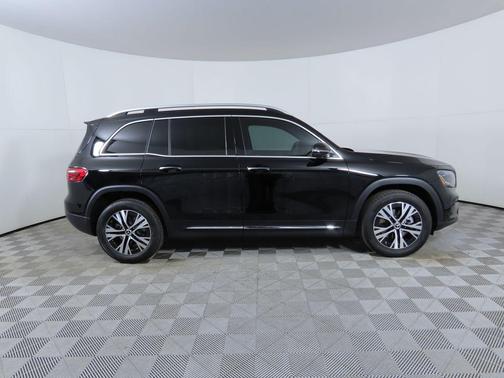 2025 Mercedes-Benz GLB 250 Base