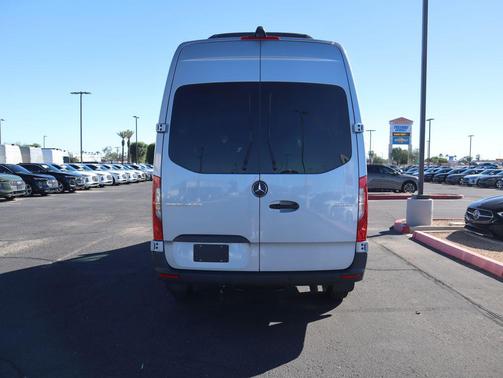 2025 Mercedes-Benz Sprinter 2500 Standard Roof
