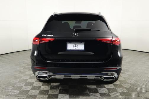 2025 Mercedes-Benz GLC 300 Base