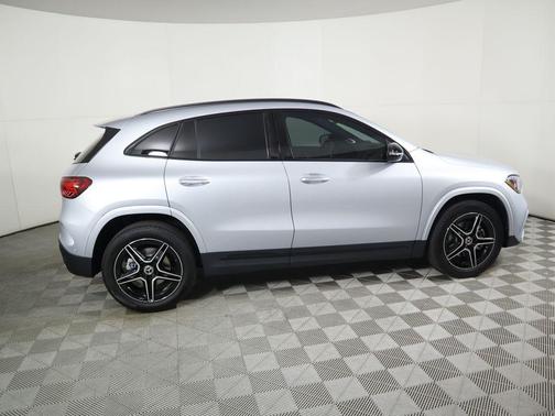 2025 Mercedes-Benz GLA 250 4MATIC
