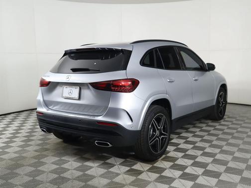 2025 Mercedes-Benz GLA 250 4MATIC
