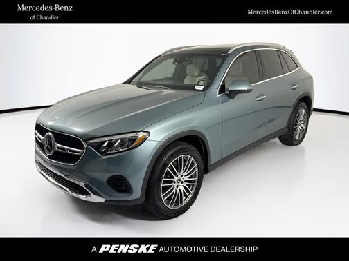 Verde Silver Metallic 2026 Mercedes-Benz GLC 300 Base