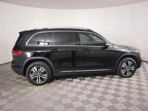 2026 Mercedes-Benz GLB 250 Base