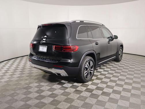 2026 Mercedes-Benz GLB 250 Base