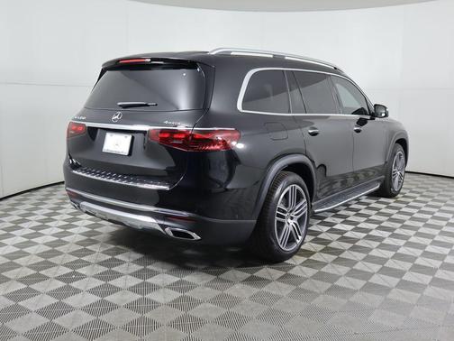 2026 Mercedes-Benz GLS 450 4MATIC