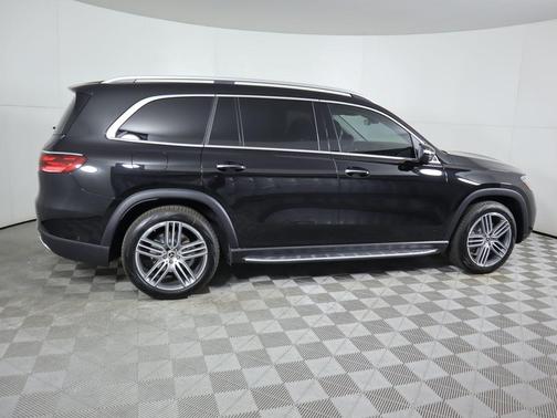 2026 Mercedes-Benz GLS 450 4MATIC