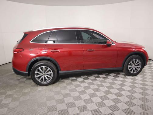 2025 Mercedes-Benz GLC 300 Base