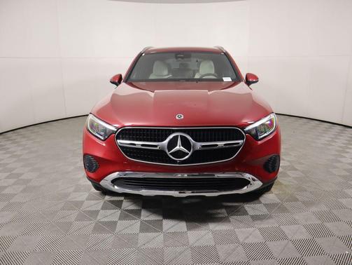 2025 Mercedes-Benz GLC 300 Base