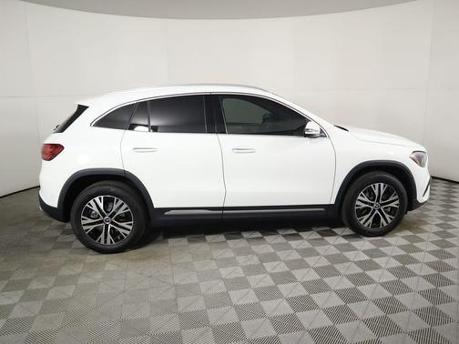 2025 Mercedes-Benz GLA 250 4MATIC