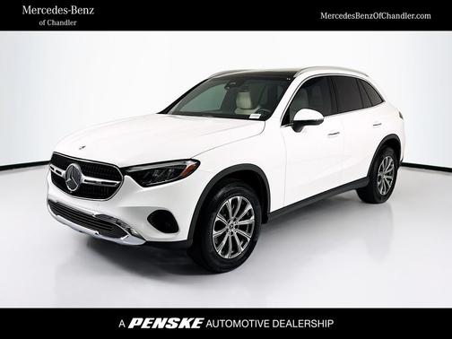 Polar White 2026 Mercedes-Benz GLC 300 Base
