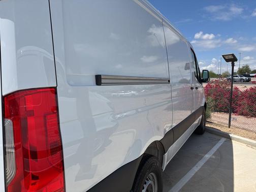 2025 Mercedes-Benz Sprinter 2500 Standard Roof