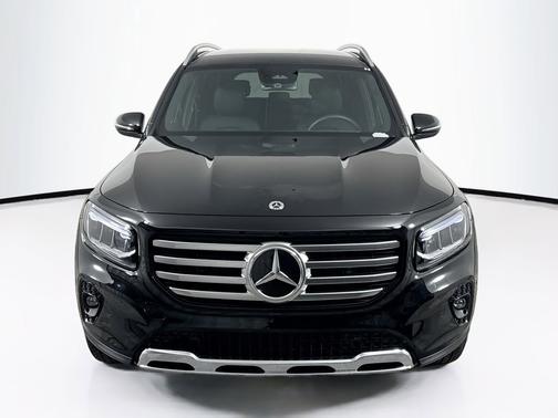 2025 Mercedes-Benz GLB 250 