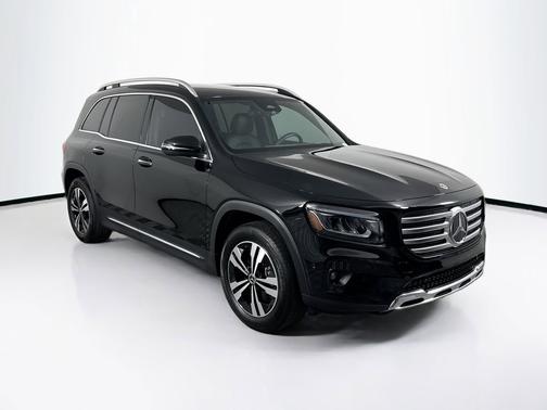 2025 Mercedes-Benz GLB 250 