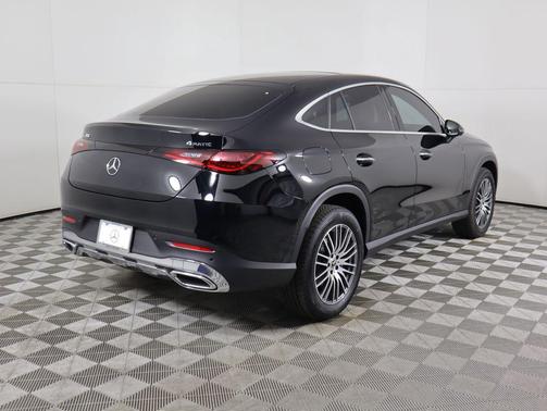 2026 Mercedes-Benz GLC 300 4MATIC Coupe