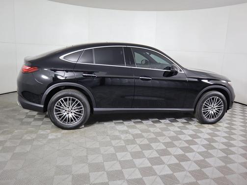 2026 Mercedes-Benz GLC 300 4MATIC Coupe