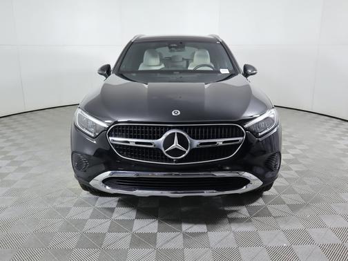 2024 Mercedes-Benz GLC 300 
